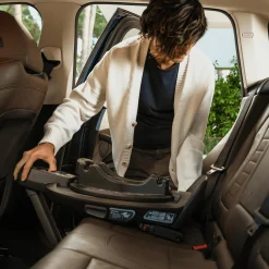 nuna BASE curv*Kinder Isofix Stationen