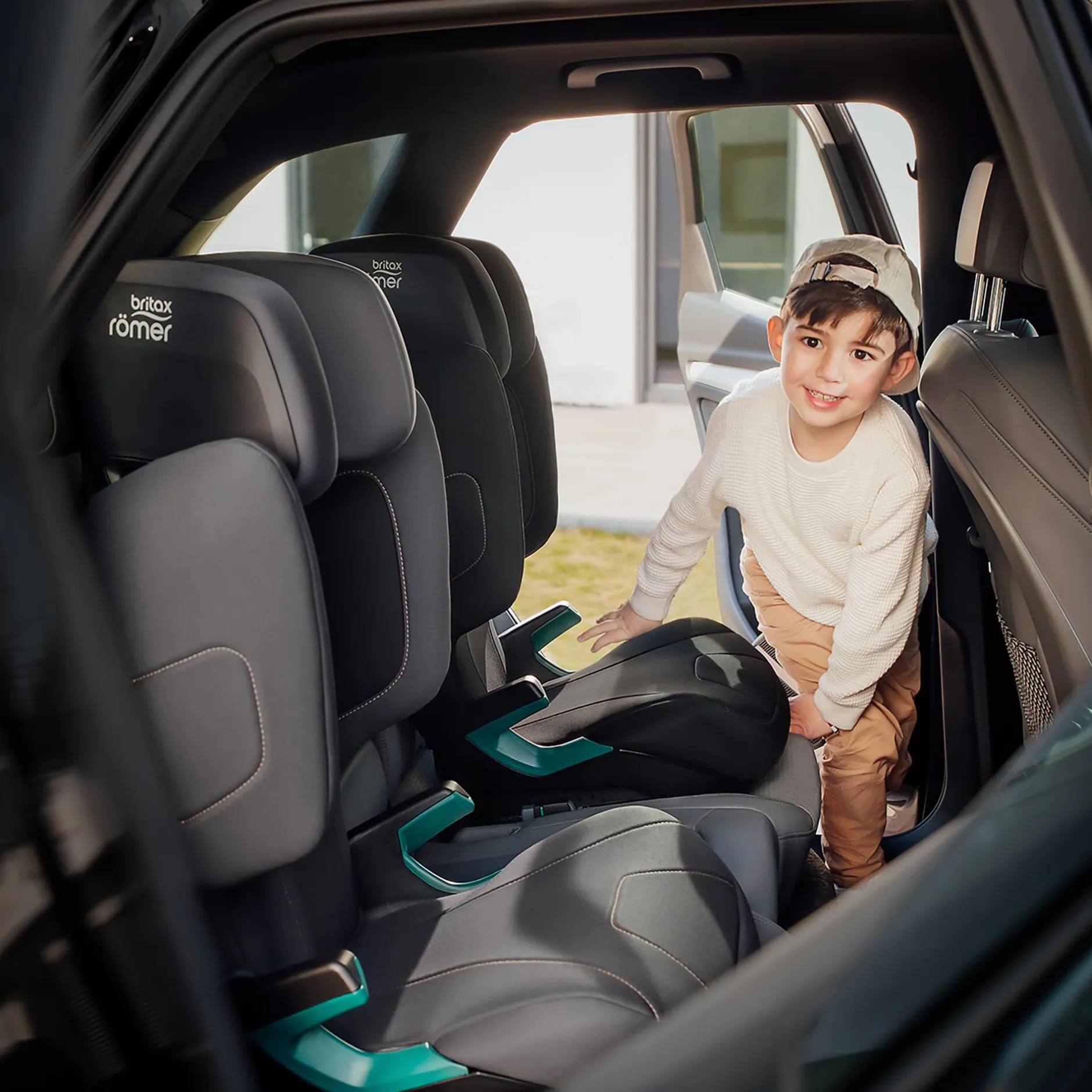Britax Diamond HI-LINER Midnight Grey*Kinder Kindersitze Isofix|Kindersitze 15-36 Kg, Gruppe 2/3