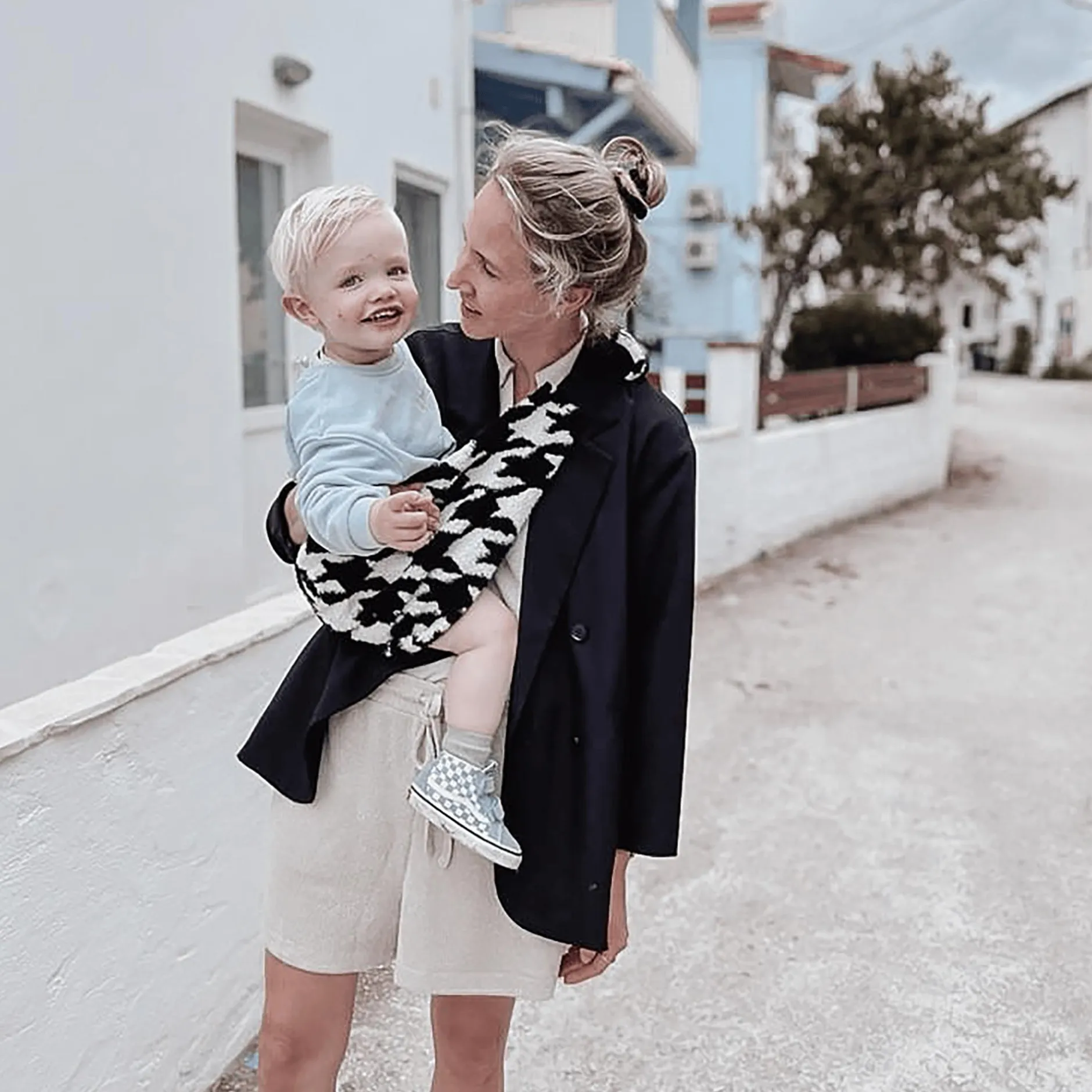 WILDRIDE Kindertrage Hahnentritt* Babytragen