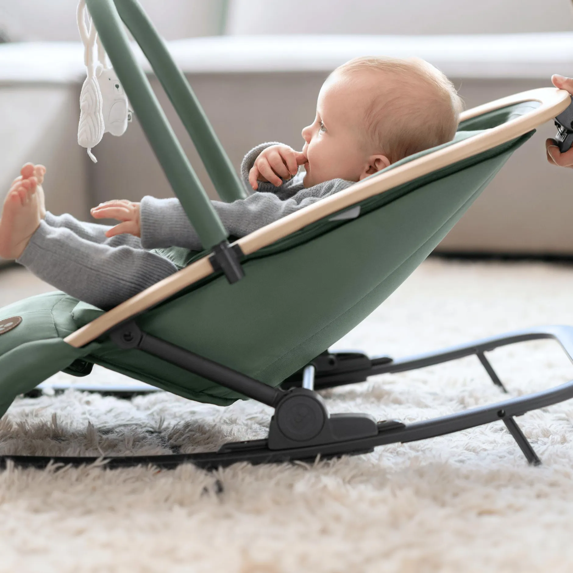 MAXI-COSI Kori Beyond Green* Wippen