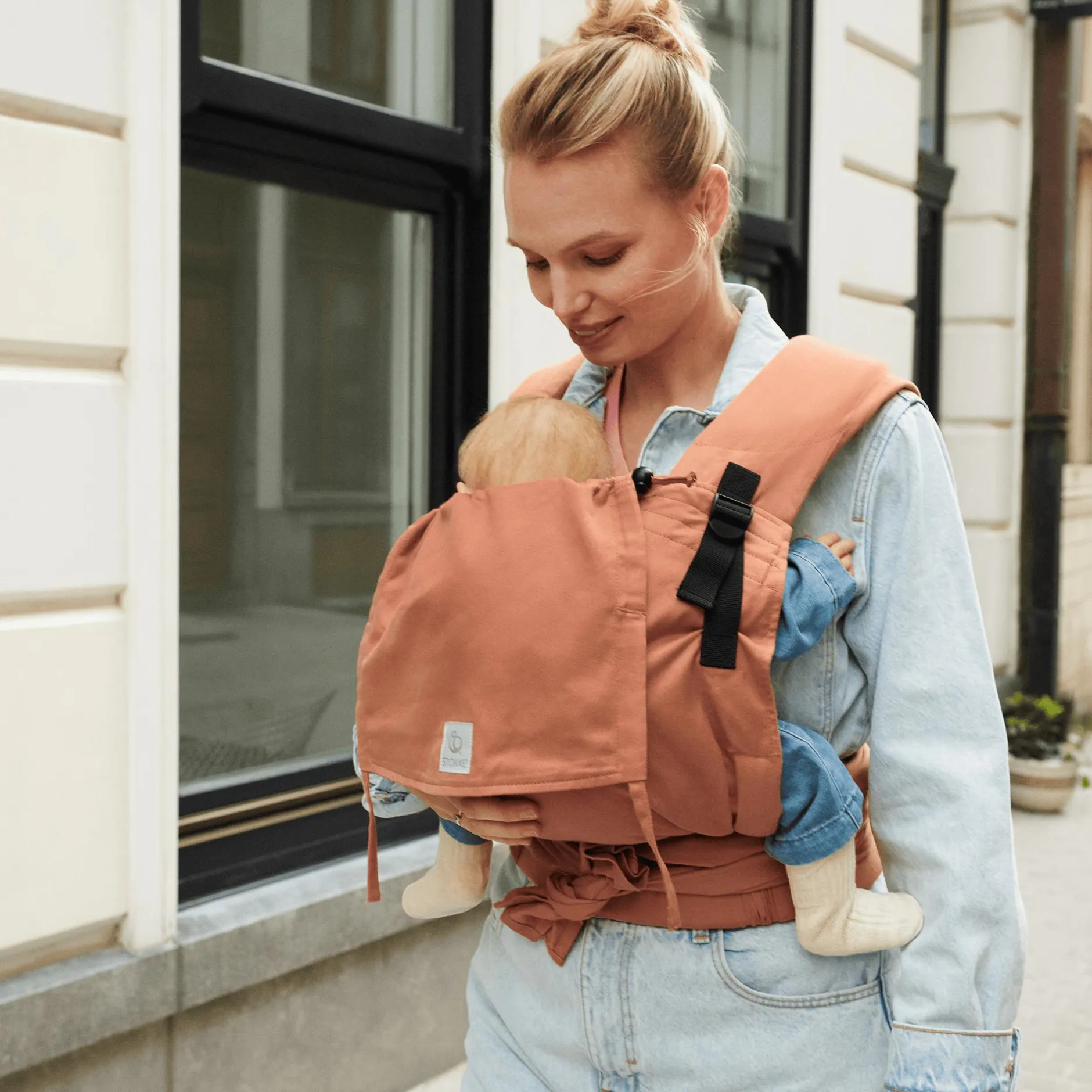 STOKKE Limas™ Babytrage Plus Terracotta* Babytragen