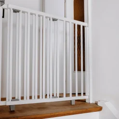 Geuther Schwenk-Treppenschutzgitter Plus 67 - 95 cm* Tür- & Treppenschutzgitter