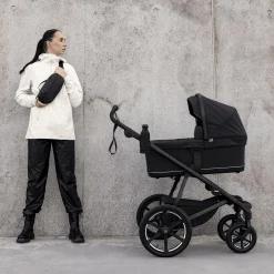 THULE Set Urban Glide 4-wheel Black on Black mit Wanne*Kinder Kombi-Kinderwagen
