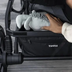 THULE Urban Glide 4-wheel Black on Black*Kinder Buggys