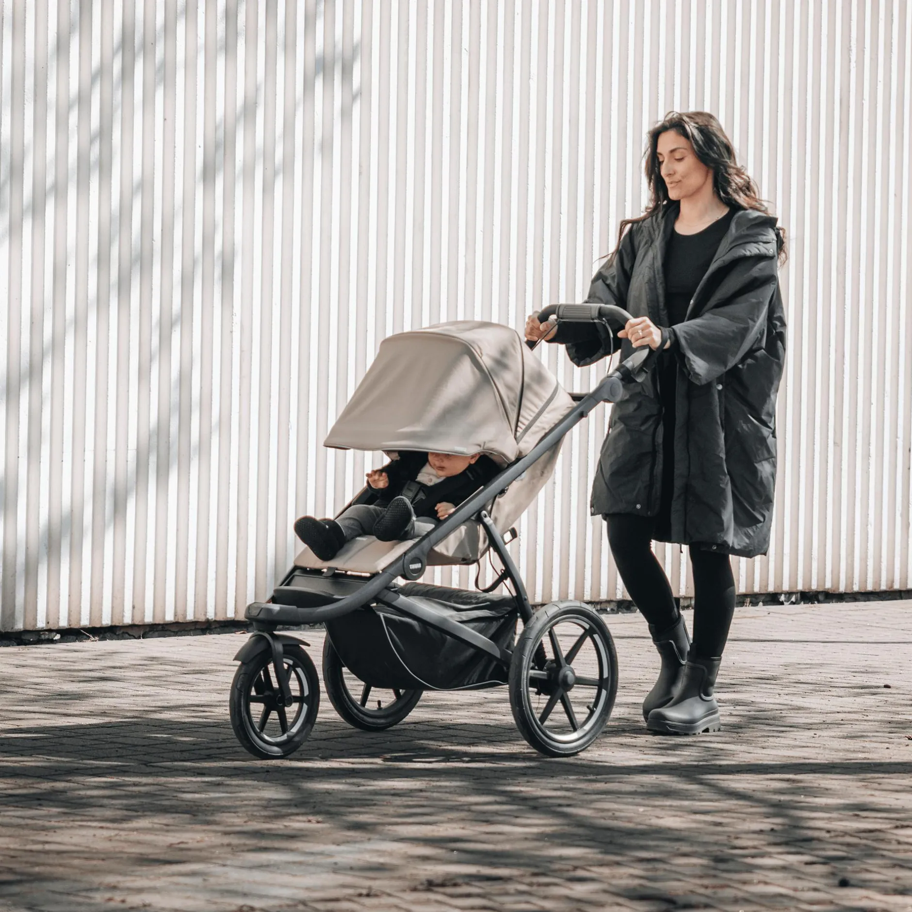 THULE Urban Glide 4-wheel Tinted Taupe*Kinder Kombi-Kinderwagen