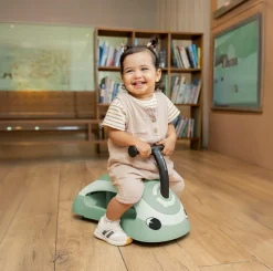 GLOBBER WALK N’ ROLL 2in1 ECO Pistazie*Kinder Lauflernwagen